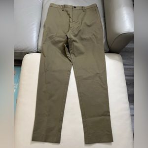 NWT - Zara Women’s Cotton Blended Chino Pants - US Size 30